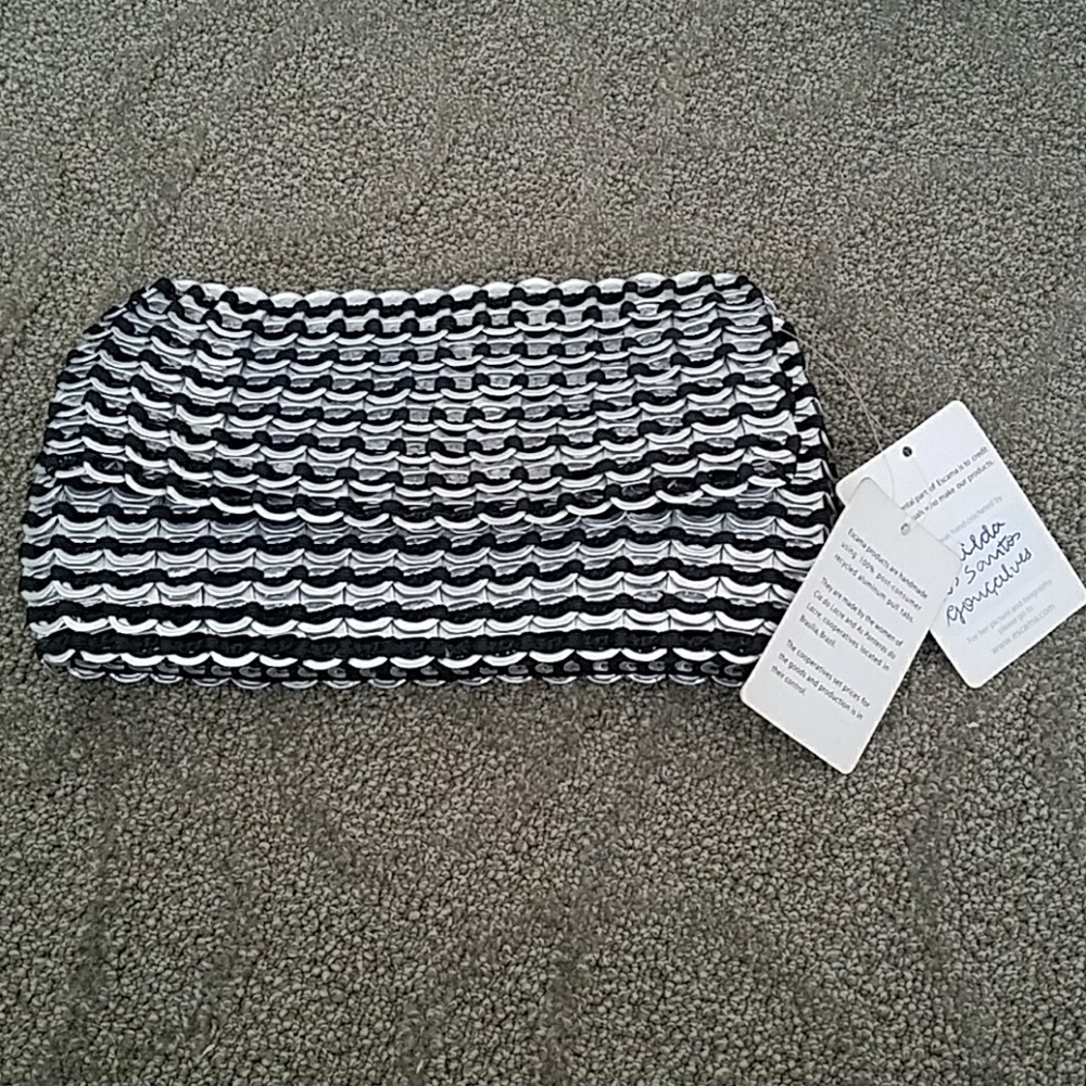 Escama Bottle Cap Clutch